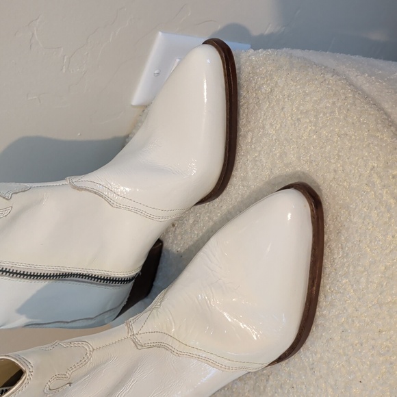 Free People White Cowboy Boot. Size 38 - Picture 3 of 5